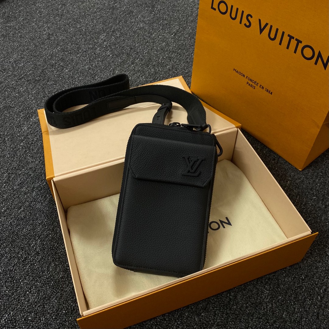 Louis Vuitton LV Aerogram Phone Pouch Crossbody Black M57089 Free
