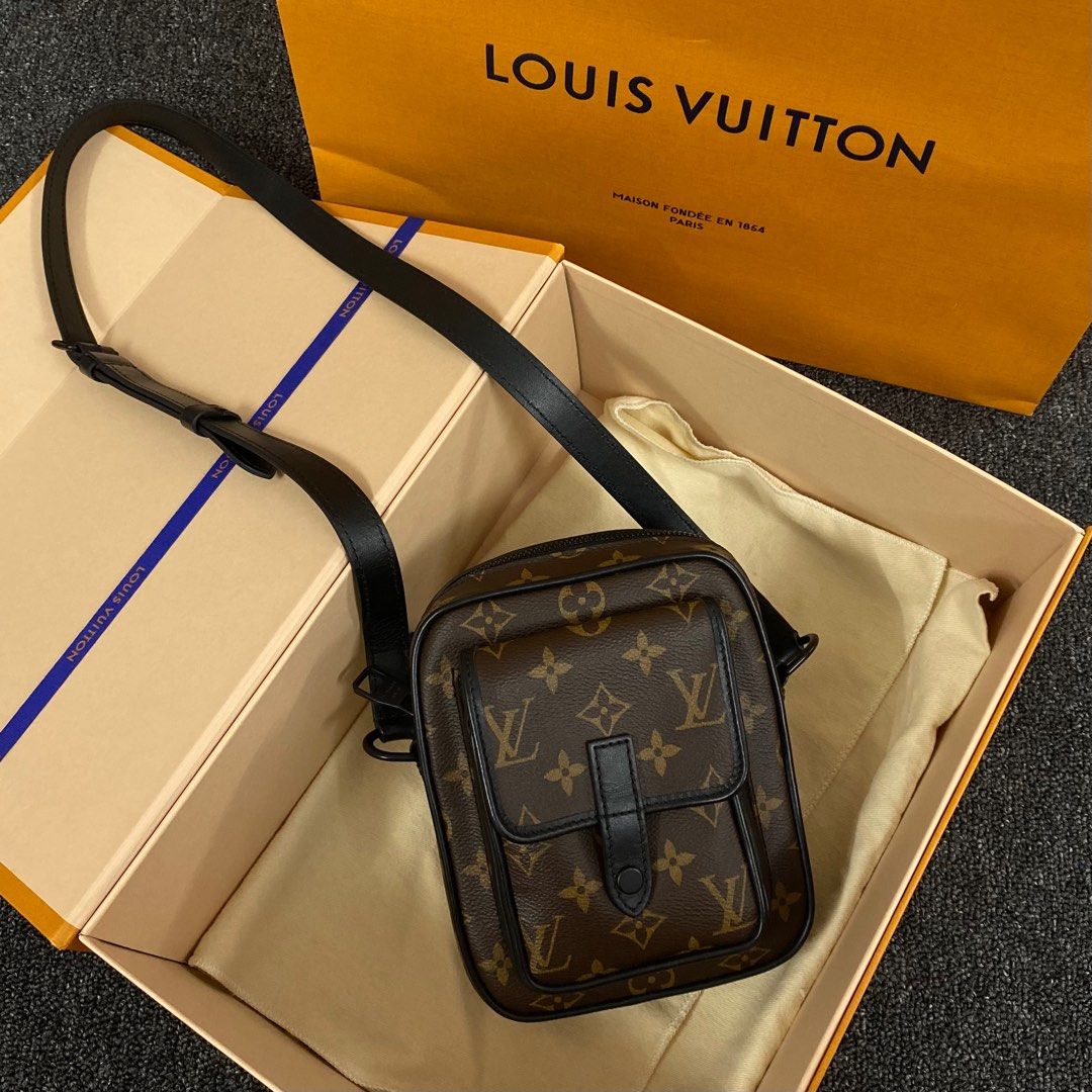 LV LOUIS VUITTON WALLET WITH DATECODE FULLSET, Luxury, Bags & Wallets on  Carousell
