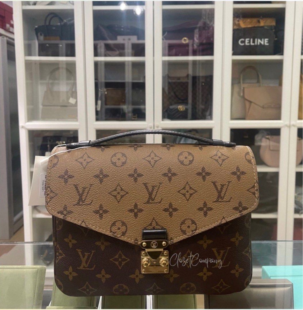 Louis Vuitton Pochette Metis Monogram Reverse, Luxury, Bags & Wallets on  Carousell