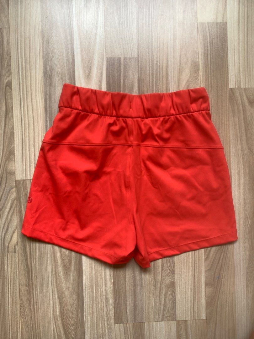 Lululemon On the Fly Red shorts US 2