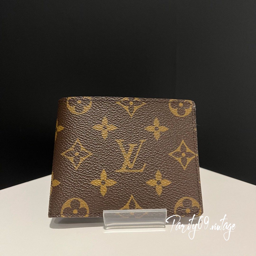 LV Louis Vuitton Monogram Portobier 9 Cult Credit Wallet M60930, 男裝, 手錶及配件,  銀包、卡片套- Carousell