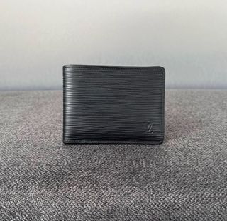 Louis Vuitton M60895 LV Multiple wallet in Gray monochrome Taiga