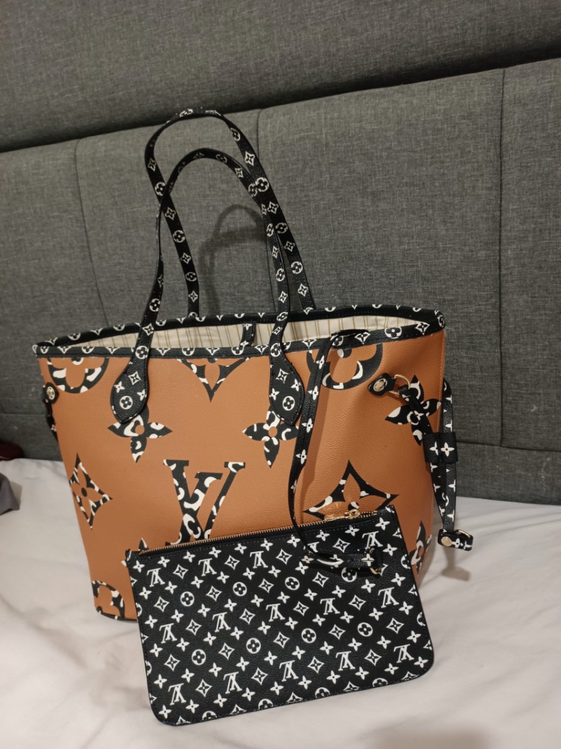 Authentic Malaysia Boutique LV Neverfull MM, Luxury, Bags & Wallets on  Carousell