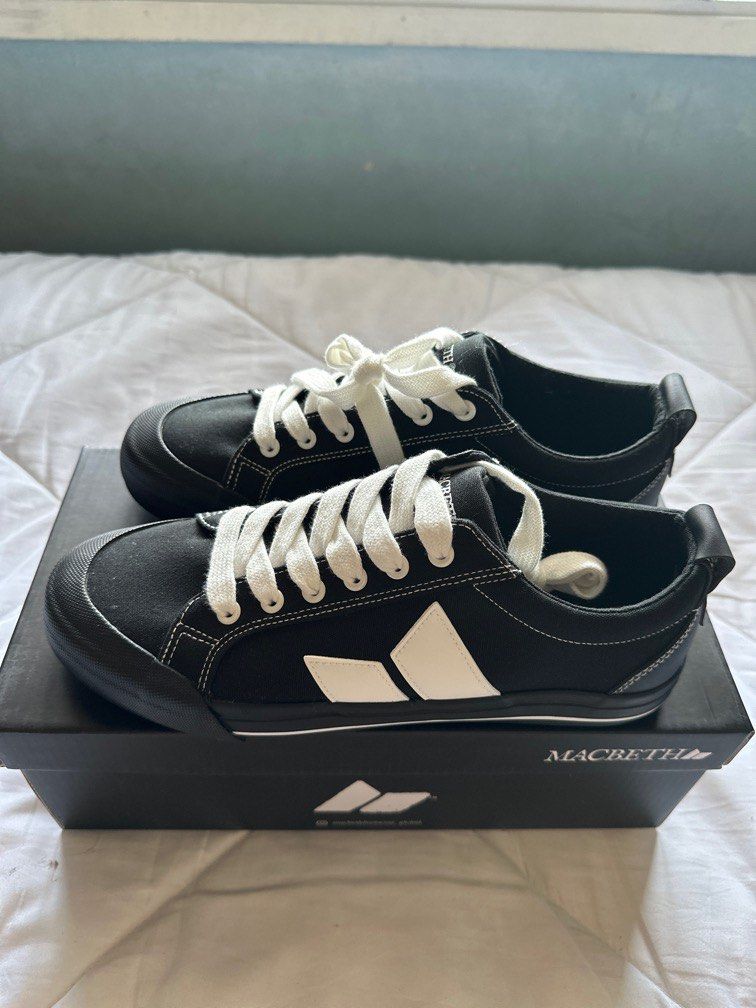 Macbeth Eliot Black White Men s Fashion Footwear Sneakers on