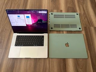 MacBook Pro M1Max 64Gb 4TB