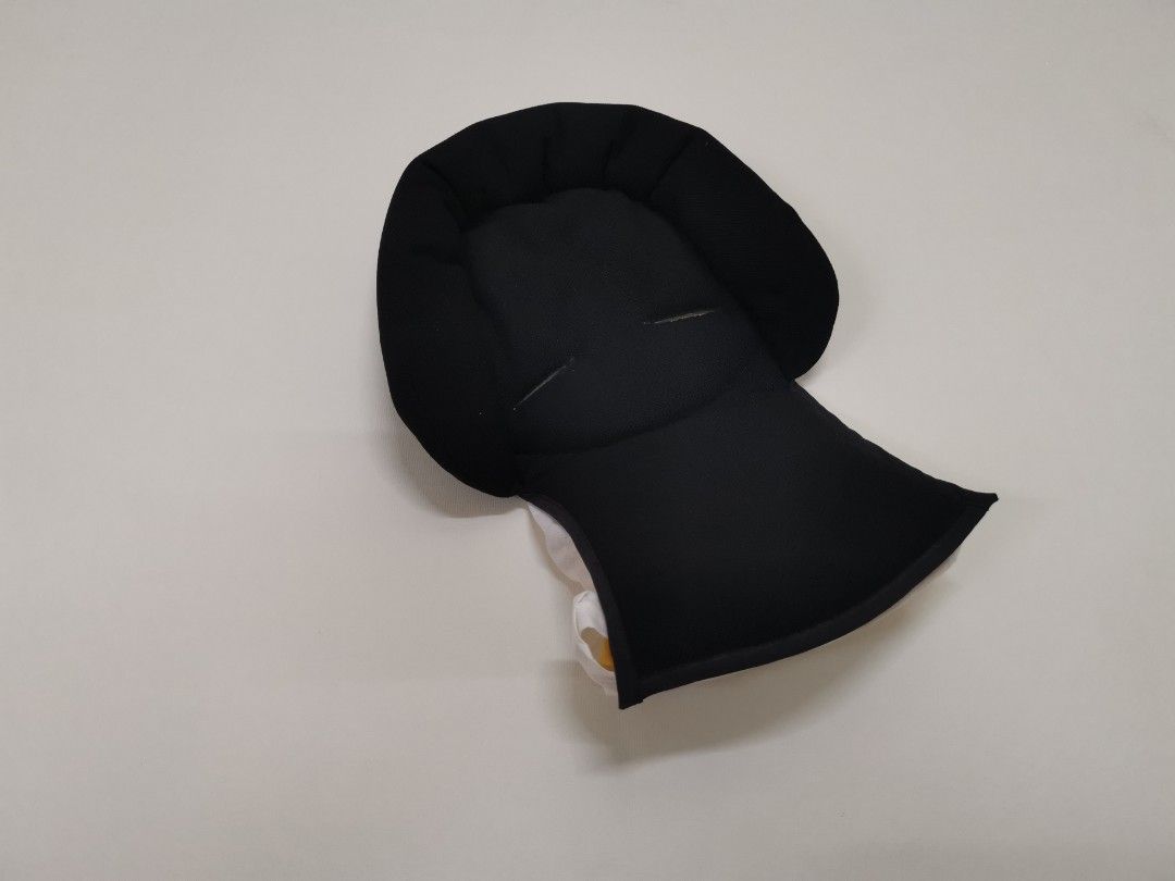Maxi cosi head hugger and wedge clearance