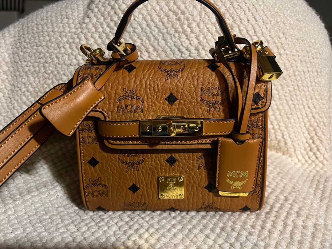 Mcm outlet kelly bag