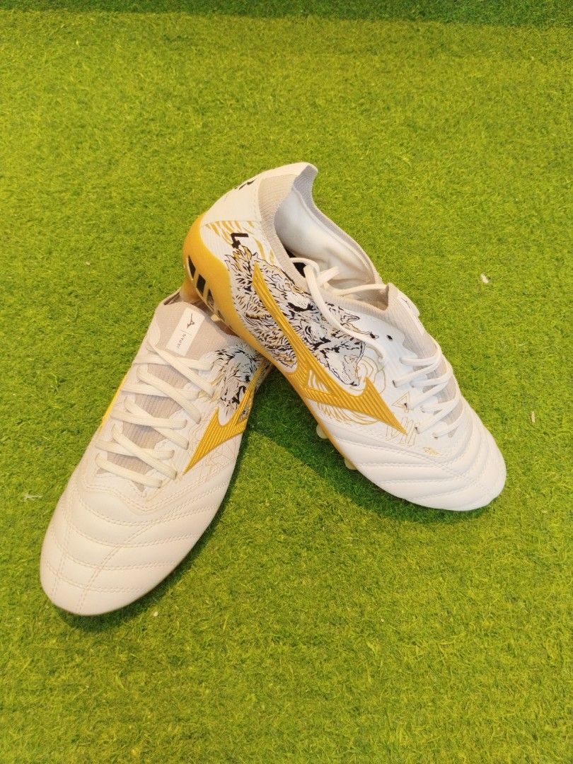 Mizuno FT Sergio Ramos Men s Fashion Footwear Boots on Carousell