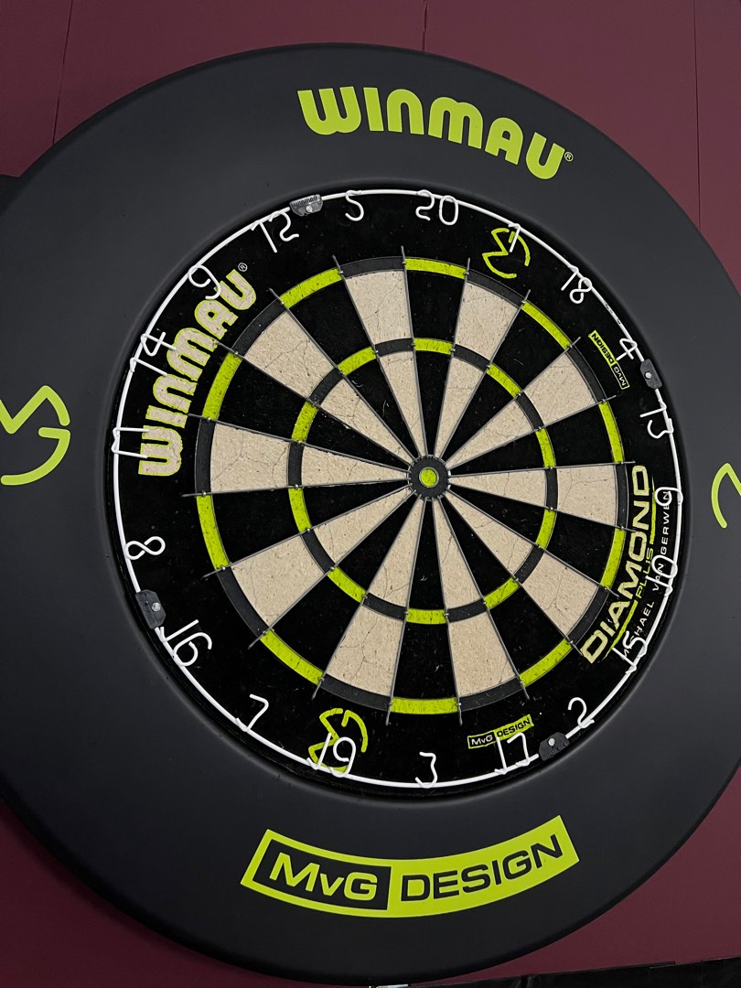 MVG Dart Board and Surround Limited Edition Dartboard, Sports Equipment