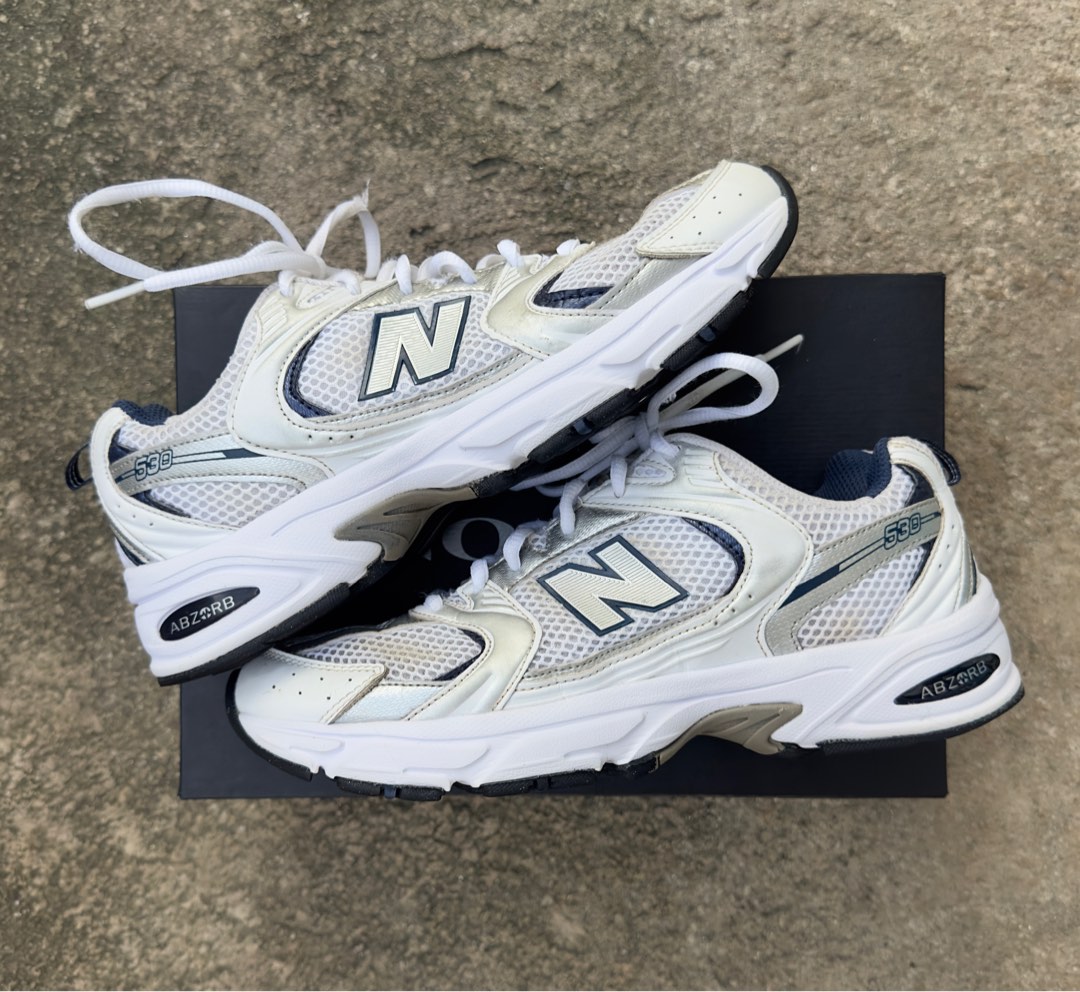 New Balance 530 White Silver Navy  Skor sneakers, Outfit idéer, Kläder