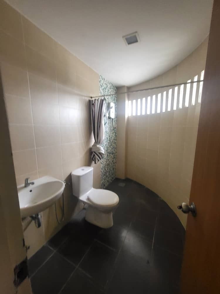 Nice Fully Furnished Damansara Jaya Double storey house for rent (30m