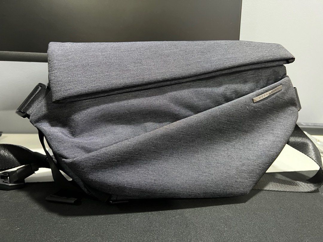 Urban nature on sale sling bag