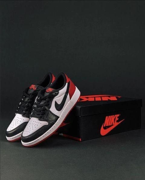 Air jordan 1 sales black toe low