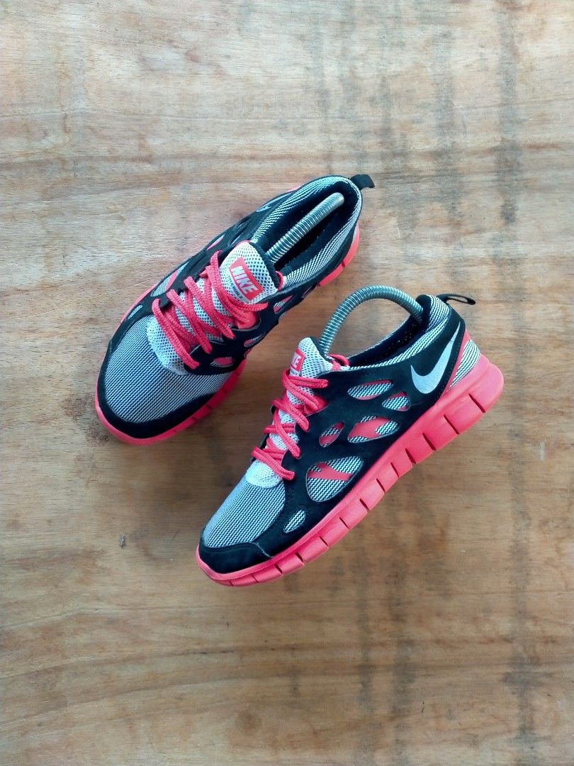Nike Free Run II 2 LE GS 6uk Women s Fashion Footwear