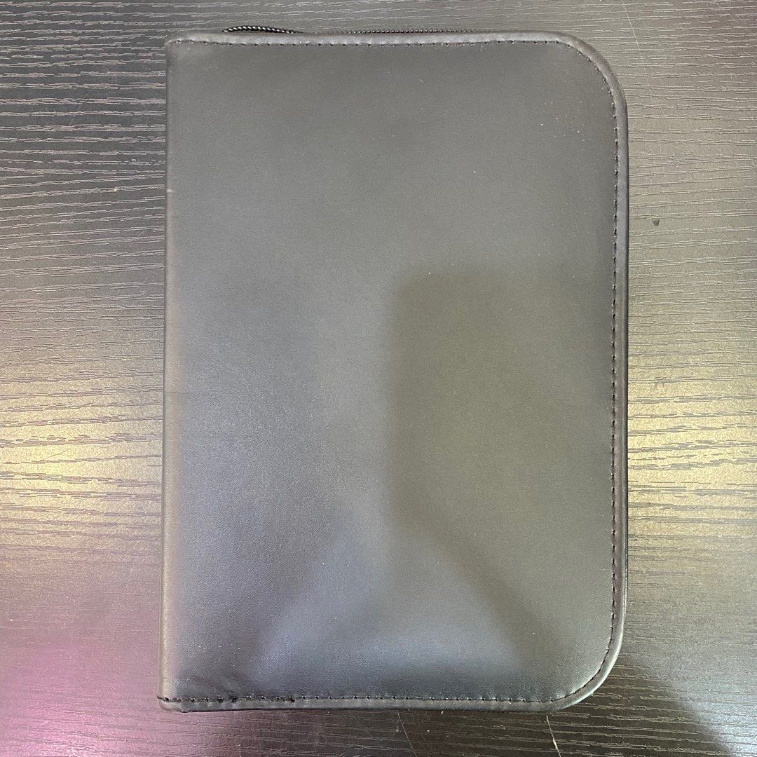 Pouch with 10holes 30420007 (Category: Makeup) located in Paranaque City. Submitted by gladkingphilippines (Listing ID 1254532688, Image 2). Description: .