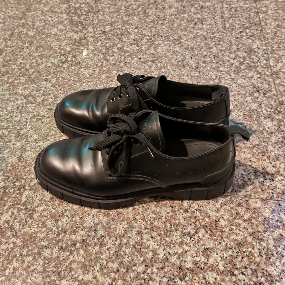 The car shoe shop