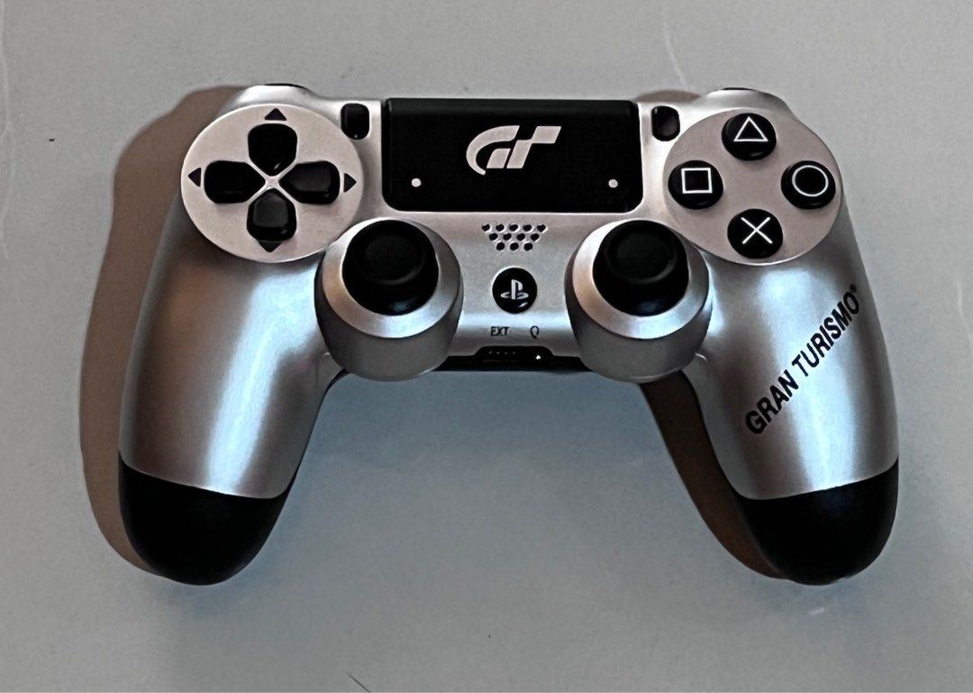 Gran turismo shop ps4 controller