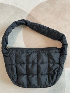 (Category: ) located in . Submitted by covemart (Listing ID 1254507156, Image 1). Description: .