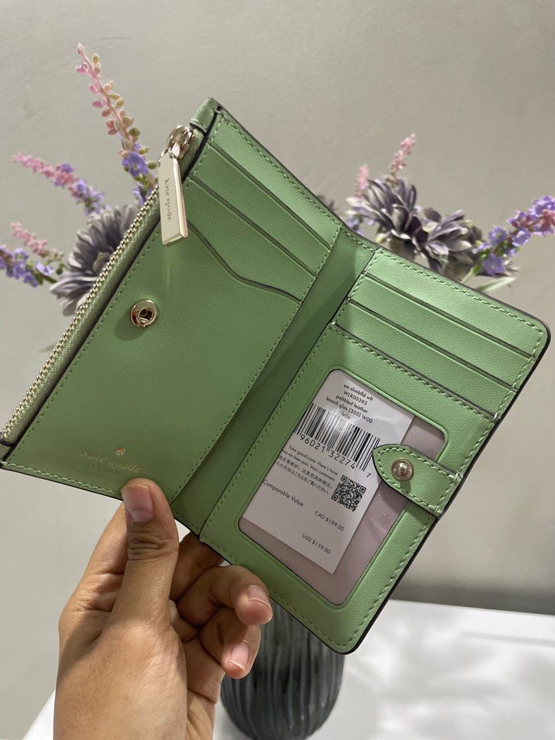 Polly small discount slim bifold wallet