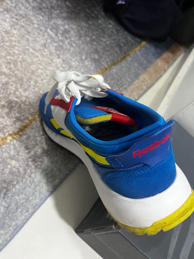 Reebok sales blue yellow