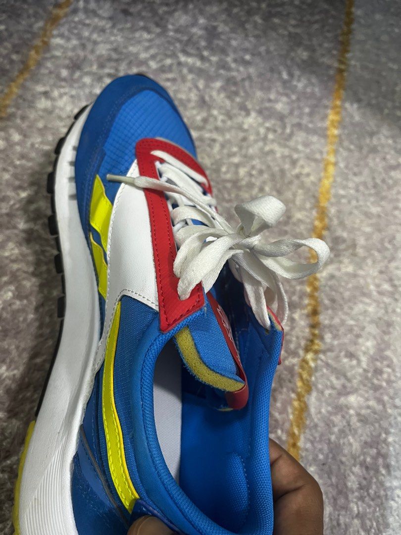 Reebok shoes blue best sale and white