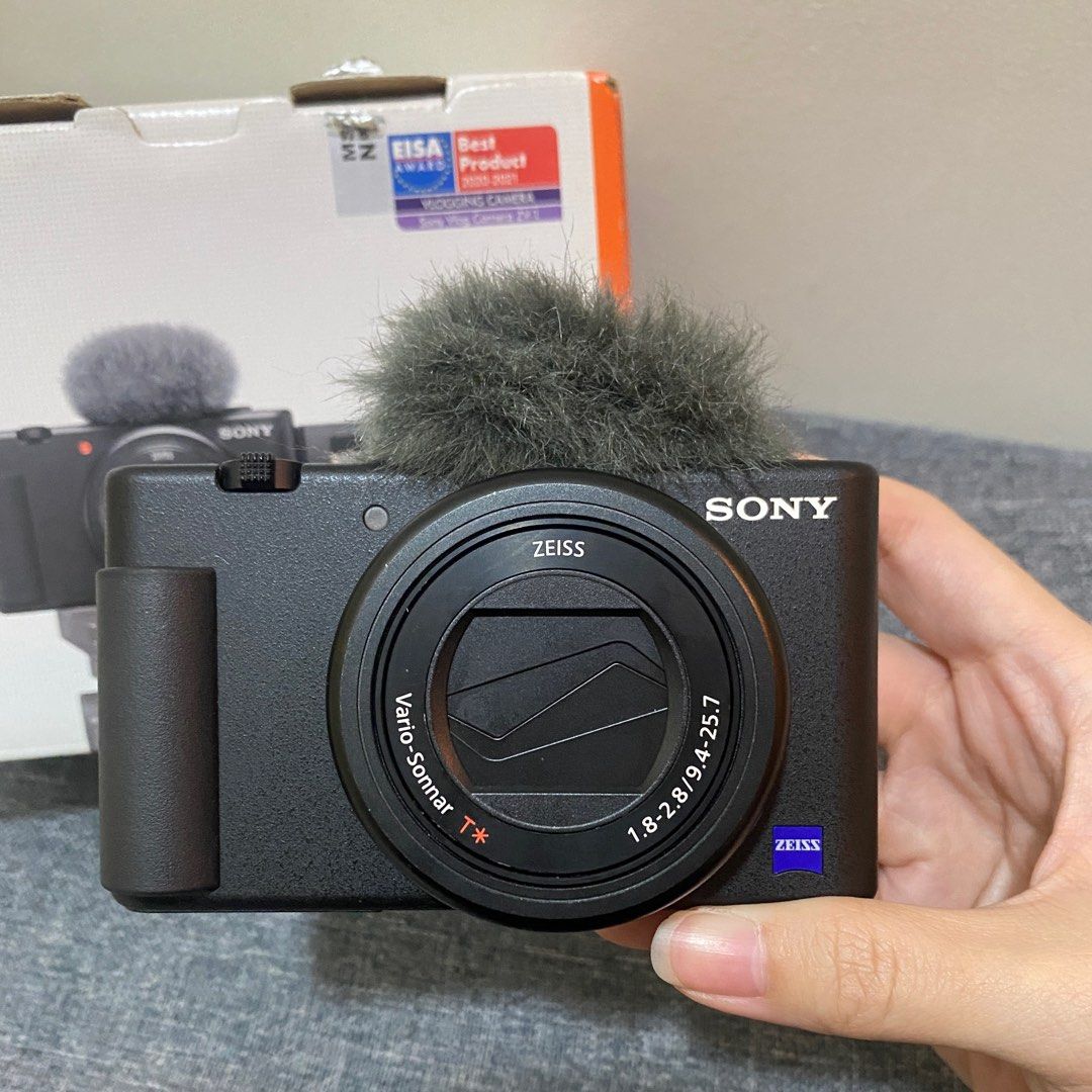 Sony ZV1, Photography, Cameras on Carousell