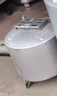 Stainless. Pressure   tank