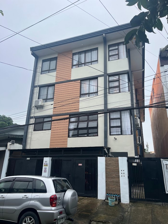 Stunning 4Storey Townhouse for Sale in Brgy. Plainview, Mandaluyong