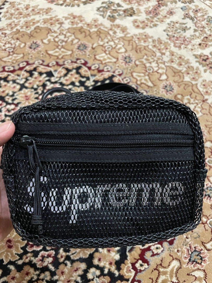 Supreme sling bag ss20 deals