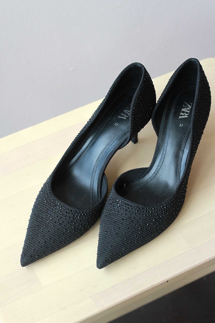 Sz 37 Zara Pointed Studded Heels Women s Fashion Footwear