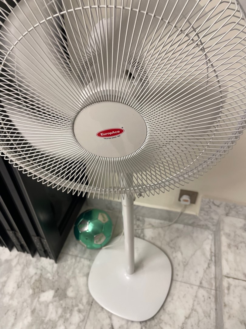 Tall Standing Fan, Furniture & Home Living, Lighting & Fans, Fans on