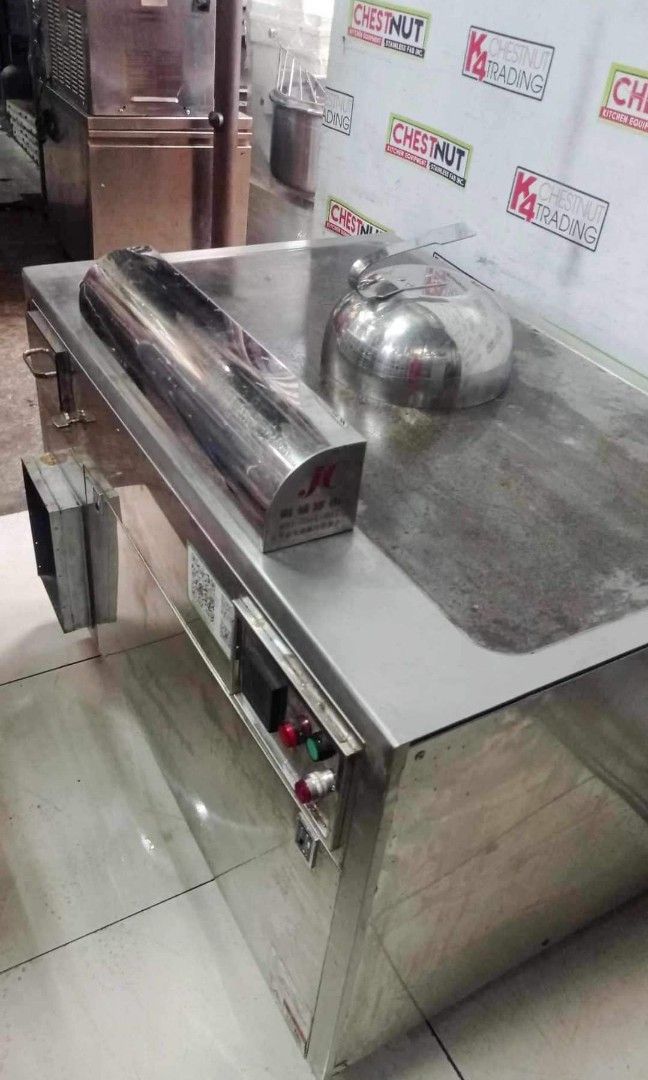 Teppanyaki Electric Griddle (Category: Cookers) located in Makati City. Submitted by budgetappliance (Listing ID 1254563266, Image 3). Description: Teppanyaki Electric Griddle Stainless Steel Dimension: 120 x 80 x 90 CM Voltage: 220V Phase: 1 PH Good condition With 30days warranty For inquiries pls text or call 09058994523.