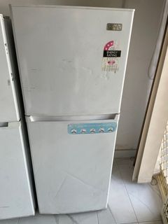 TOP MOUNT FRIDGE - ON SALE!! BUY NOW!!!