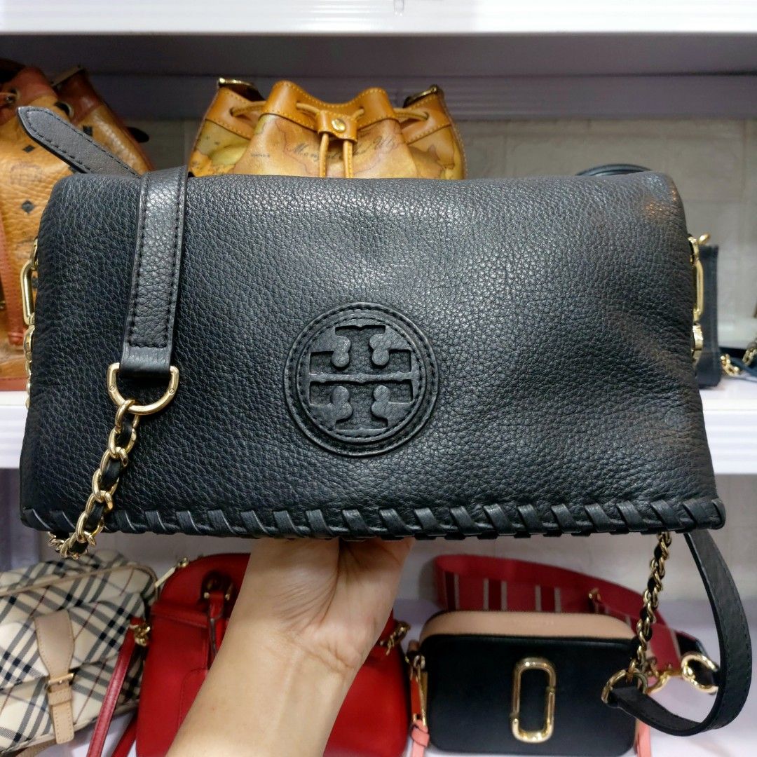 TORY BURCH BLACK SAFFIANO CROSSBODY BAG, Luxury, Bags & Wallets on Carousell