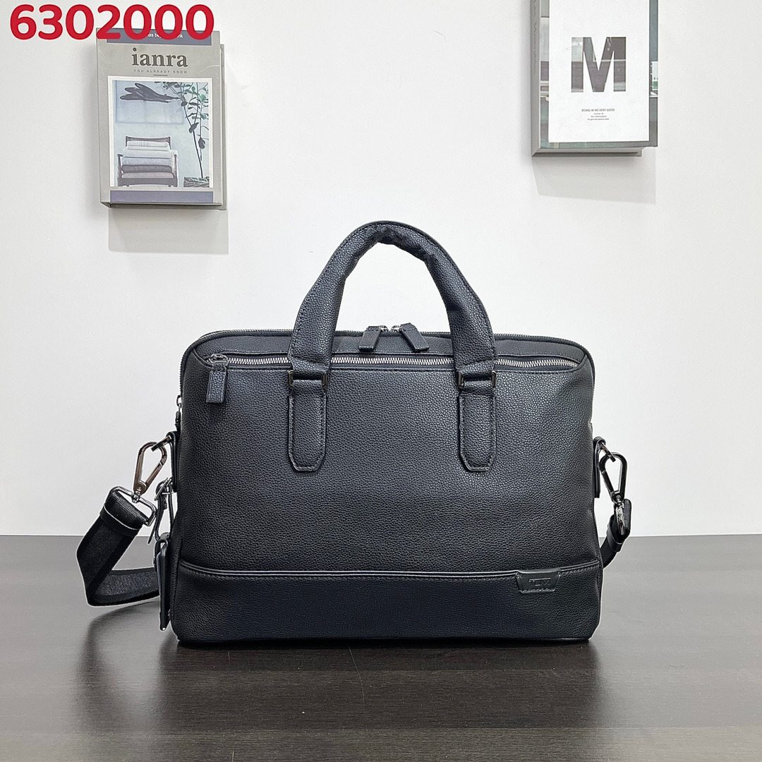 TUMI (leather) Barnes Brief, Luxury, Bags & Wallets on Carousell