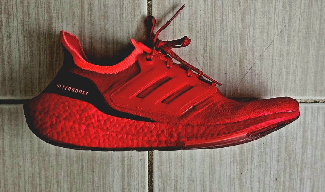 Adidas ultra deals boost red october