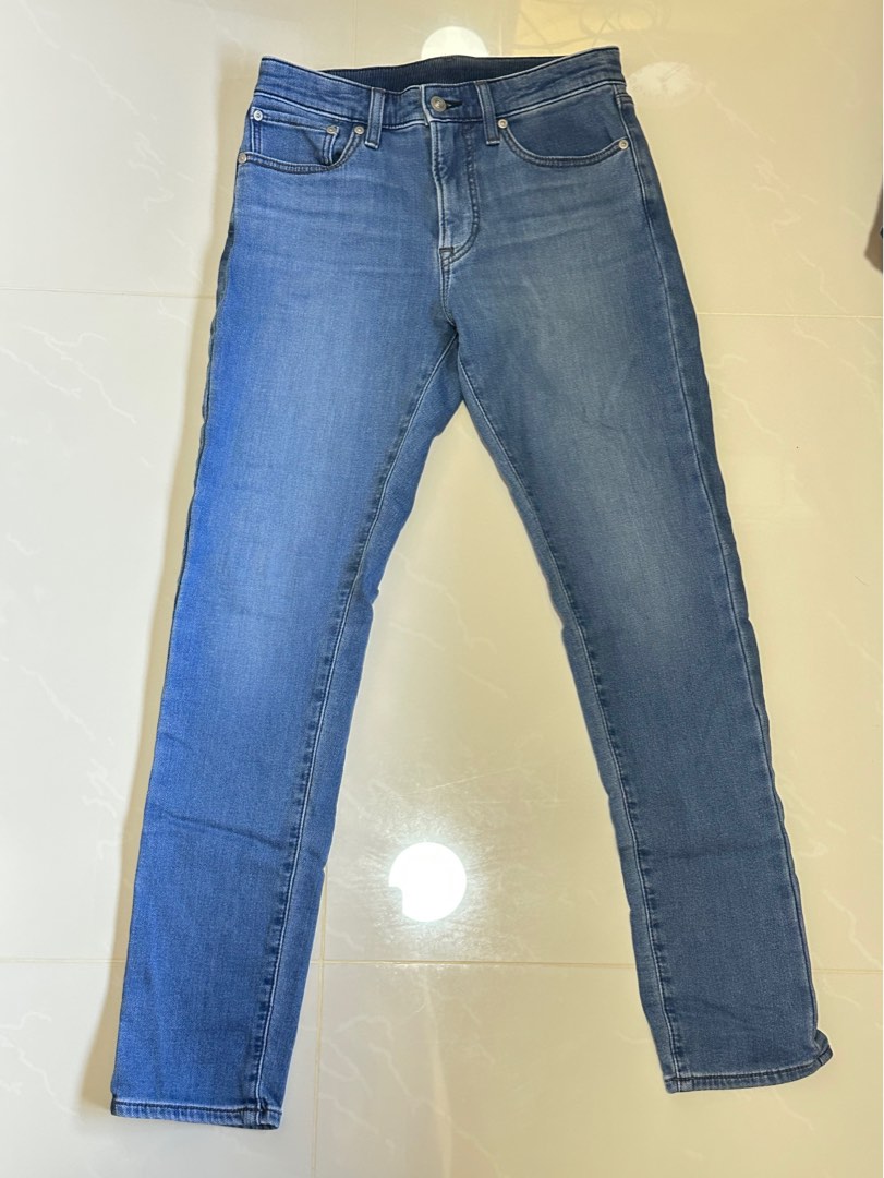 Uniqlo Jeans, Men's Fashion, Bottoms, Jeans on Carousell