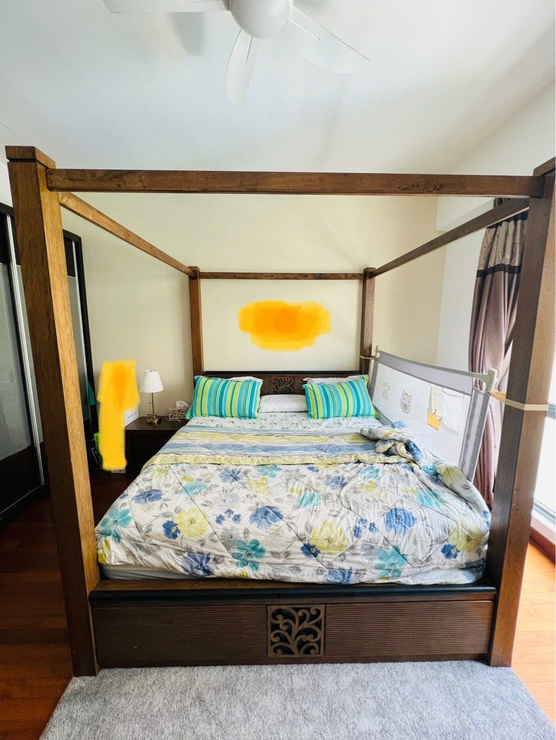 United Furniture King Poster Bed Set Bed 2 Night Stand Dresser Mirror