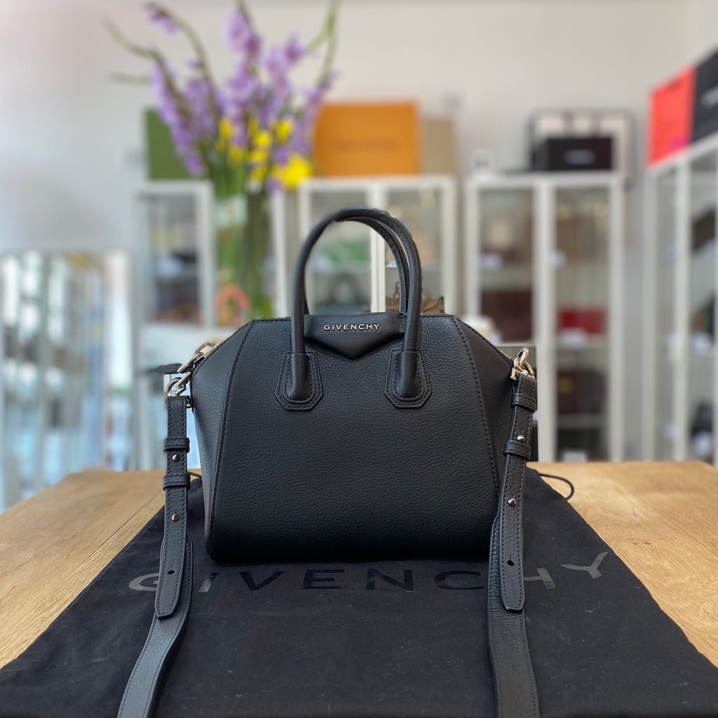 URGENT SALE Authentic Givenchy Antigona Mini Bag Luxury Bags