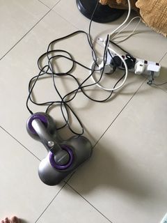Vacuum cleaner (Perry smith )