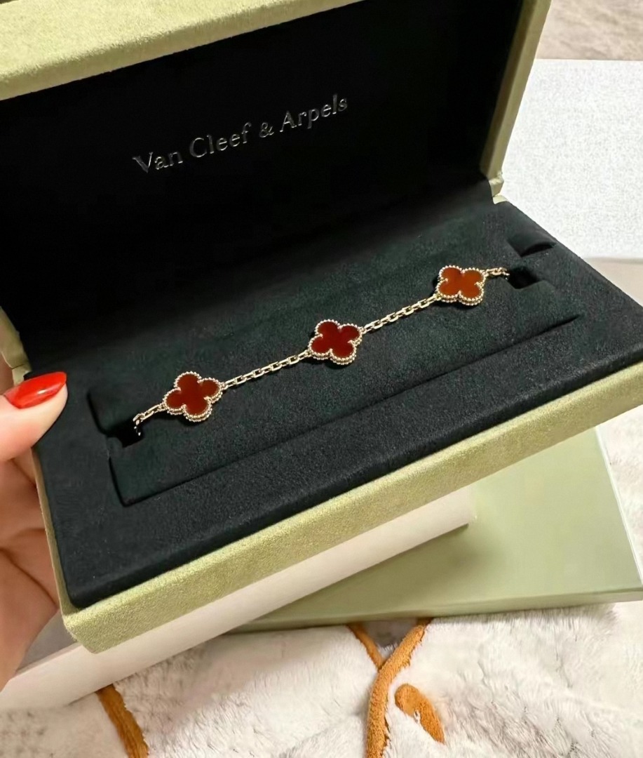 Van Cleef Arpels red five flower bracelet