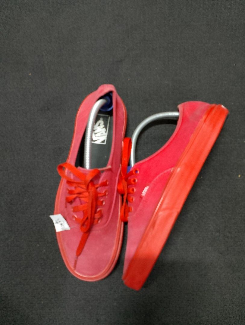 Vans authentic discount all red