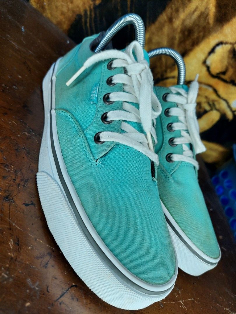 Mint green vans mens deals