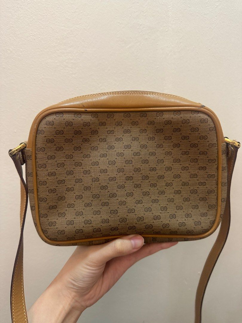 Vintage gucci sling bag (Category: Luxury Bags & Wallets) located in Manila. Submitted by shopelisse (Listing ID 1254532764, Image 2). Description: Can still have the inside fixed Bag leather still in great condition.