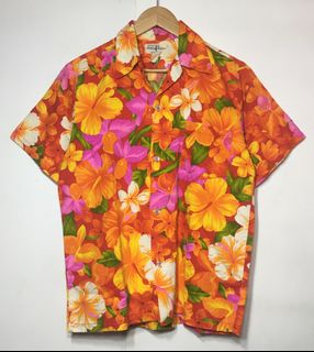 (Category: ) located in . Submitted by unknownwardrobeph (Listing ID 1254540614, Image 1). Description: .