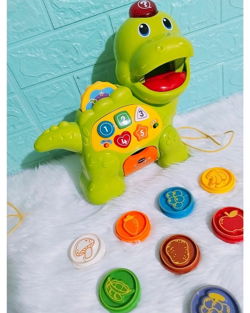 Feed me dino 2025 argos