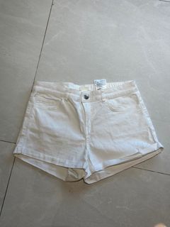 White Shorts HnM