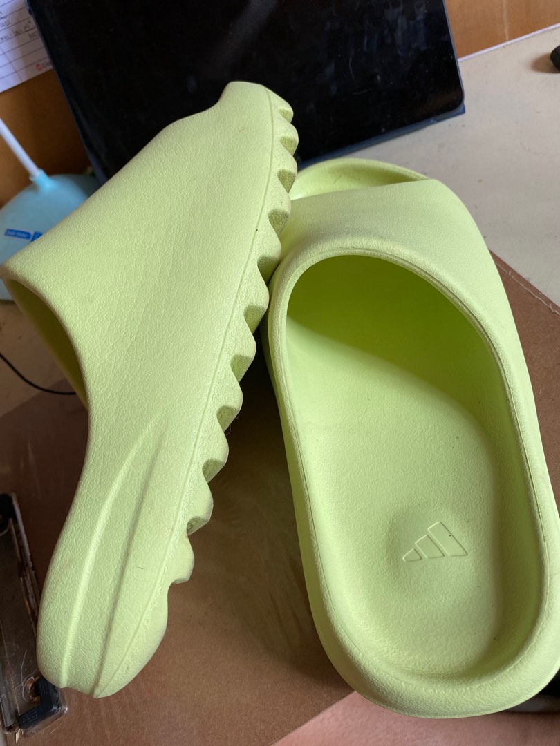 yeezy mens slide
