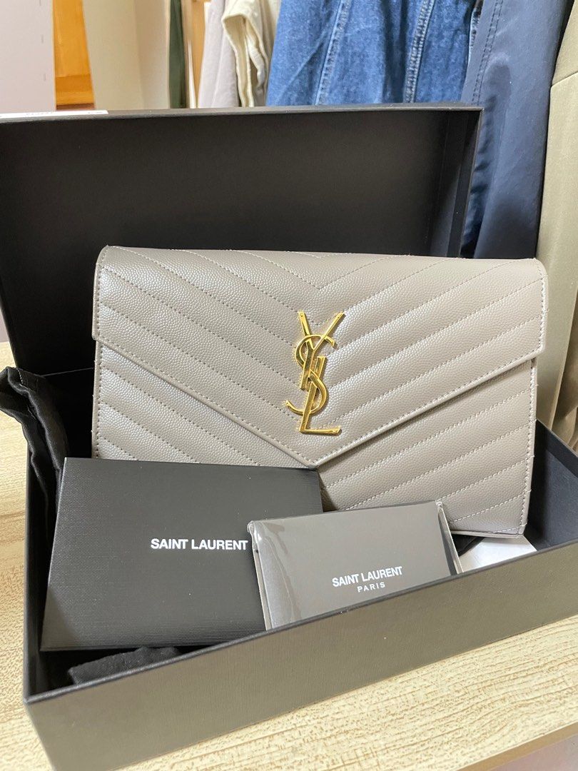 Ysl hot sale 19cm woc
