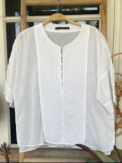 Zara laid back top